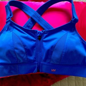 Shefit 1Luxe Never Worn Sports Bra